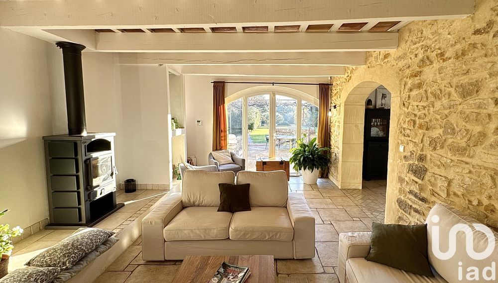 � vendre  Maison Uchaux (84100)