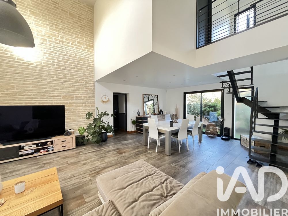 � vendre  Maison Saint-Jean-d'Illac (33127)