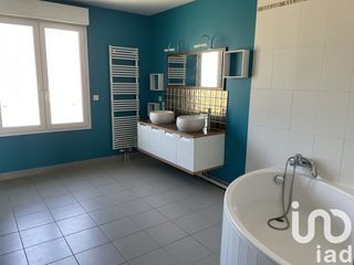  Maison � vendre 8 pi�ces 216 m�