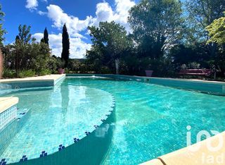  Maison � vendre 9 pi�ces 335 m�