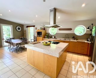  Villa � vendre 8 pi�ces 235 m�