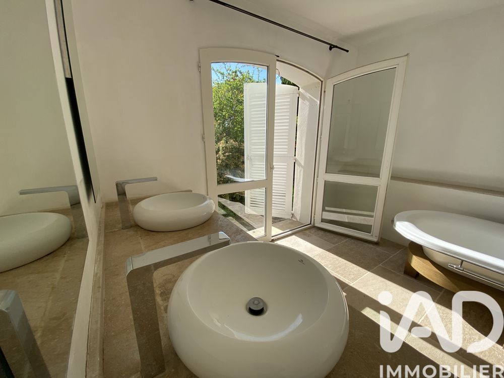 � vendre  Villa N�mes (30000)