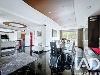  Maison � vendre 6 pi�ces 205 m�