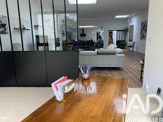  Villa � vendre 5 pi�ces 308 m�