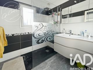  Maison � vendre 8 pi�ces 180 m�