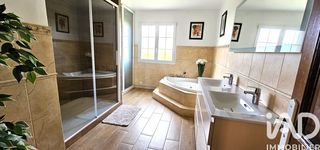  Maison � vendre 8 pi�ces 201 m�