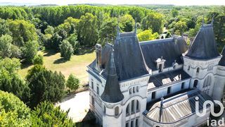  Propri�t�/ch�teau � vendre 15 + pi�ces 725 m�