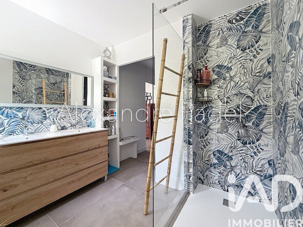 � vendre  Maison Carqueiranne (83320)