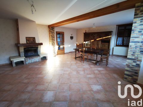   Vente Maison de village 7 pi�ces Maison - 7 pi�ce(s) - 171 m�