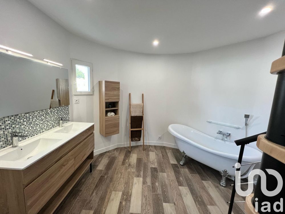 � vendre  Maison L'�le-d'Olonne (85340)