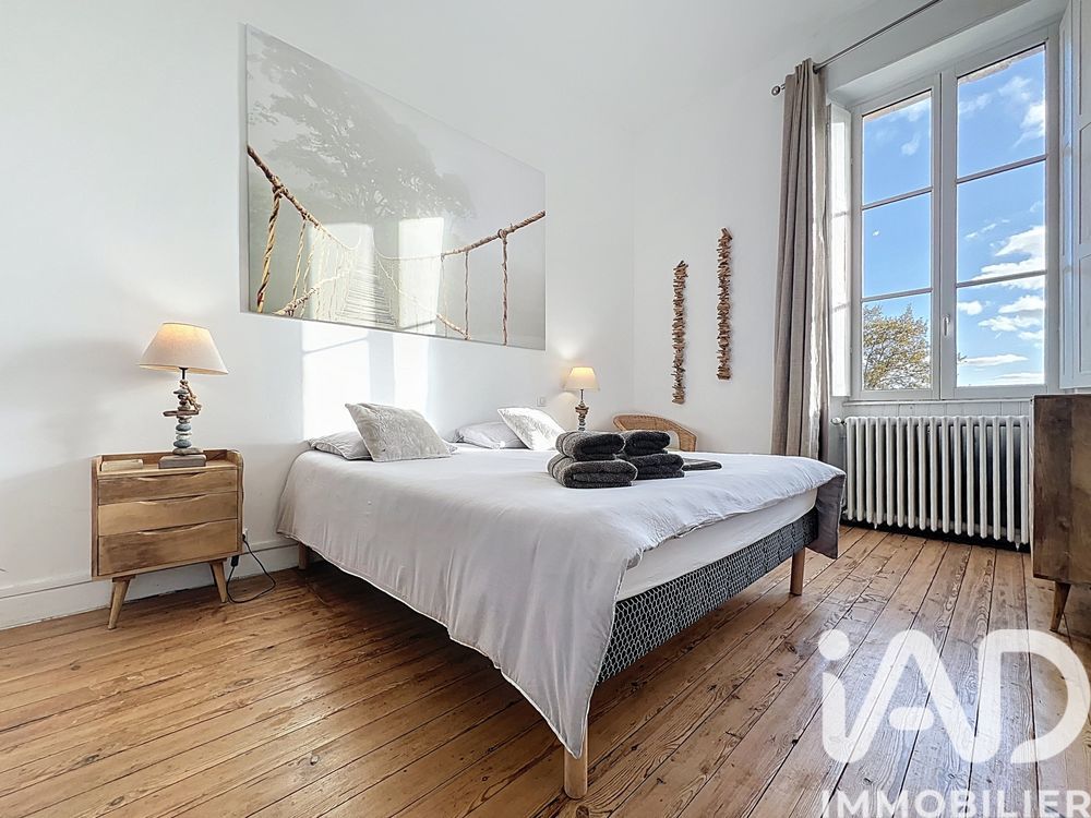 � vendre  Propri�t�/ch�teau Villenave-de-Rions (33550)