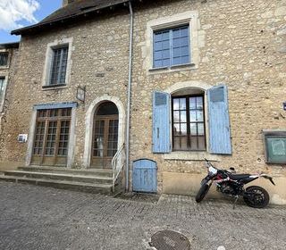  Immeuble � vendre 304 m�