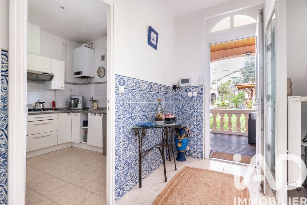 � vendre  Maison Bron (69500)