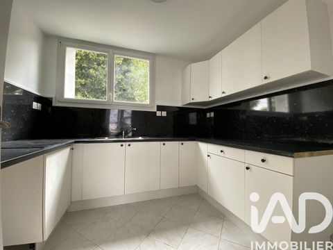   Location Appartement 3 pi�ces Appartement - 3 pi�ce(s) - 52 m�