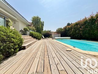  Maison � vendre 6 pi�ces 198 m�