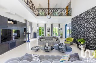  Maison � vendre 8 pi�ces 264 m�