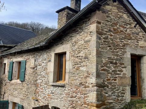   Vente Maison de village 6 pi�ces Maison - 6 pi�ce(s) - 90 m�