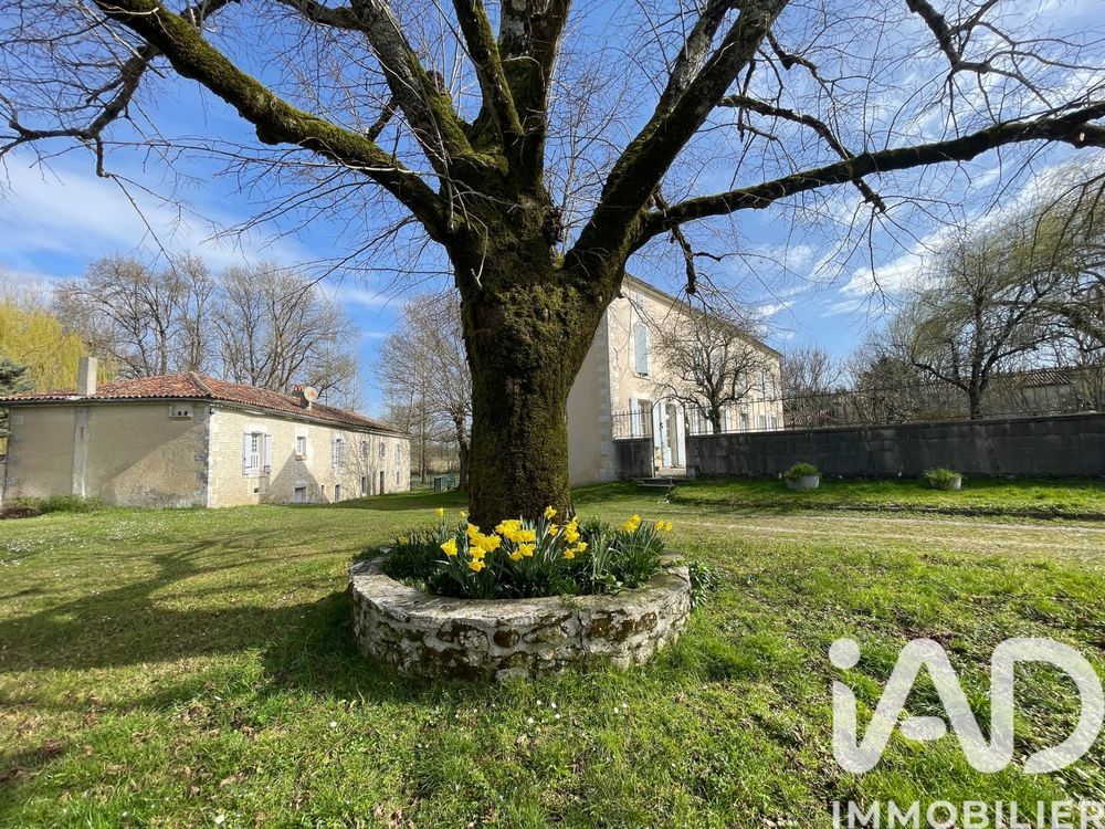 � vendre  Maison Lagarde-sur-le-N� (16300)