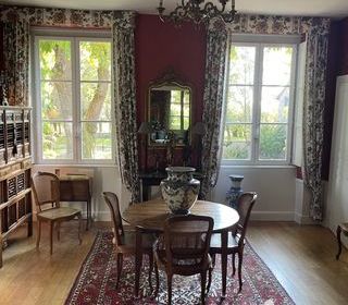  Propri�t�/ch�teau � vendre 10 pi�ces 295 m�