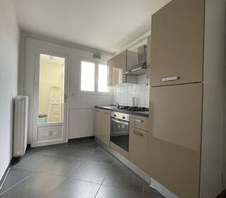  Appartement � vendre 3 pi�ces 75 m�