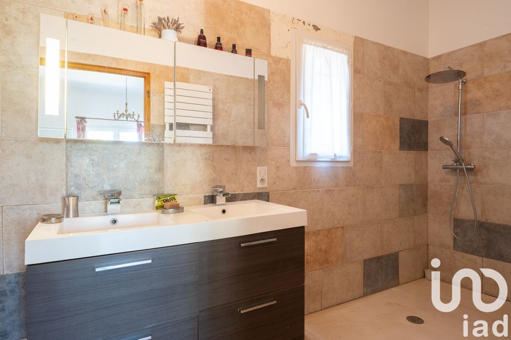 � vendre  Maison Solli�s-Pont (83210)