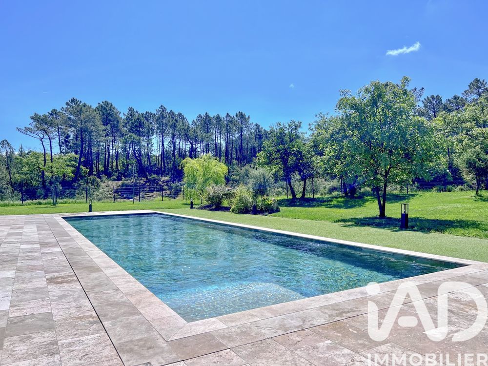 � vendre  Maison Bagnols-en-For�t (83600)