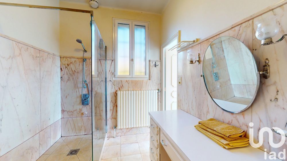 � vendre  Villa Clermont-Ferrand (63100)