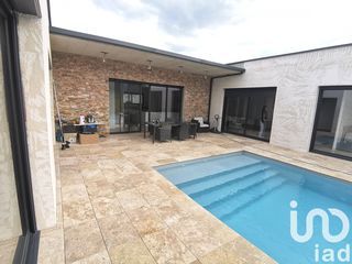  Maison � vendre 6 pi�ces 212 m�