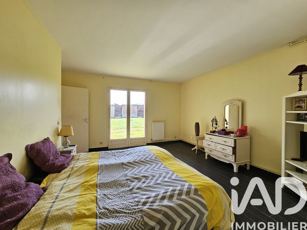 � vendre  Maison Thoiry (78770)