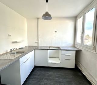  Appartement � louer 4 pi�ces 85 m�