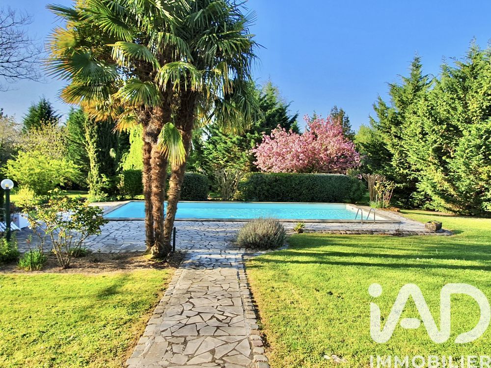 � vendre  Maison Baron (33750)