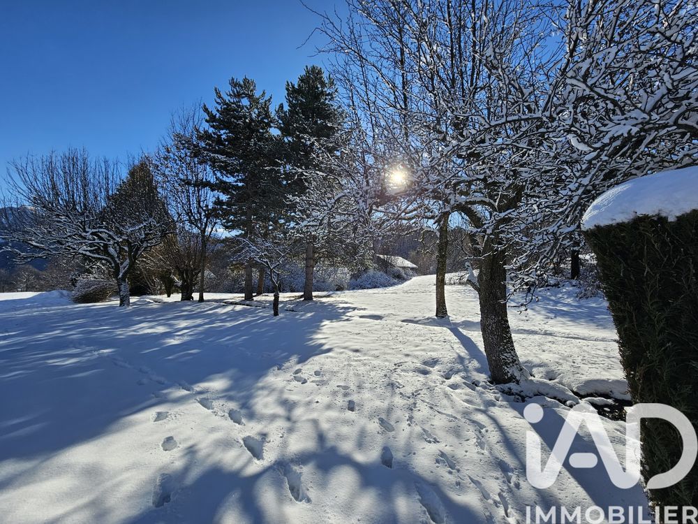 � vendre  Villa Savines-le-Lac (05160)