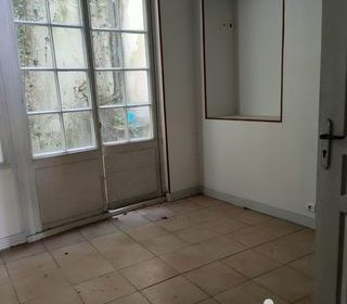  Immeuble � vendre 104 m�