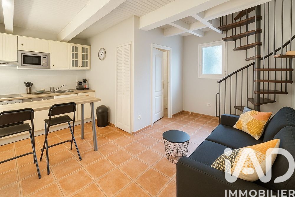 � vendre  Maison Grans (13450)