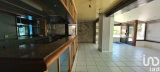  Immeuble � vendre 328 m�