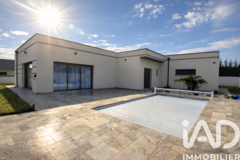   Vente Maison d'architecte 5 pi�ces Villa - 5 pi�ce(s) - 160 m�