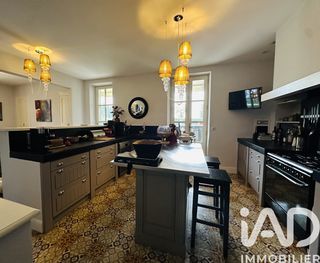  Maison � vendre 8 pi�ces 332 m�