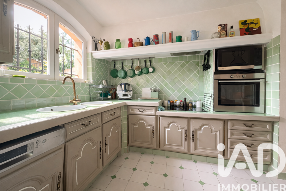 � vendre  Maison Saint-Rapha�l (83700)