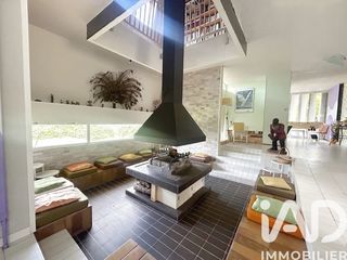  Villa � vendre 14 pi�ces 300 m�