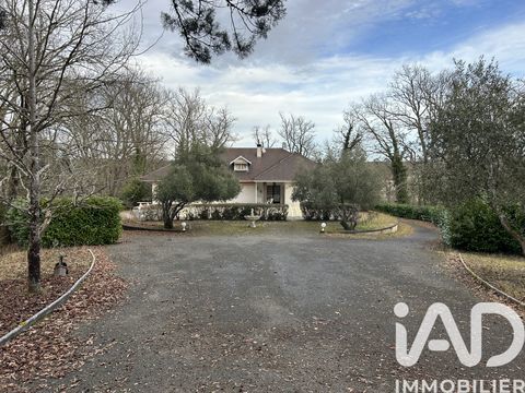   Vente Maison/villa 9 pi�ces Maison - 9 pi�ce(s) - 231 m�