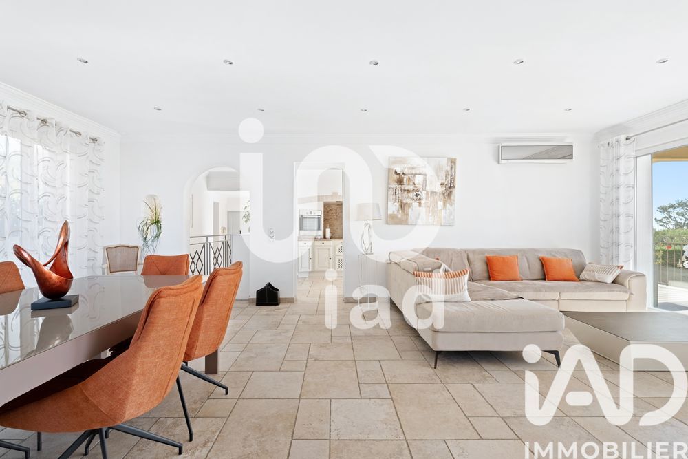 � vendre  Maison Saint-Laurent-du-Var (06700)