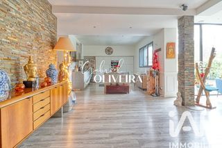  Villa � vendre 7 pi�ces 242 m�