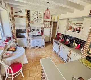  Maison � vendre 6 pi�ces 210 m�