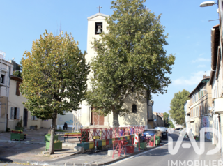  Immeuble � vendre 64 m�