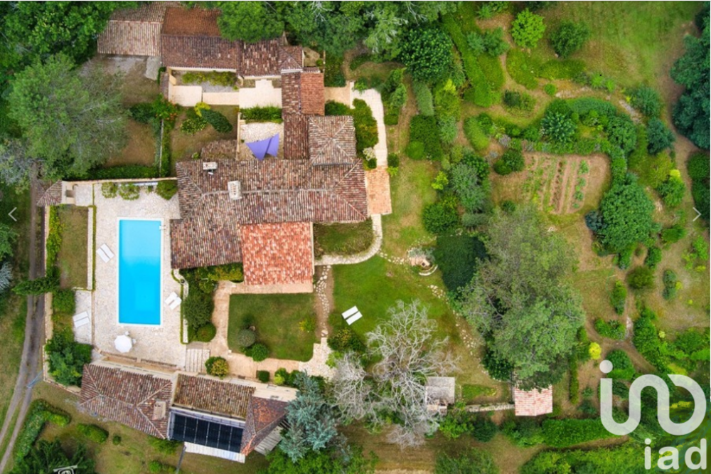 � vendre  Maison Mazeyrolles (24550)