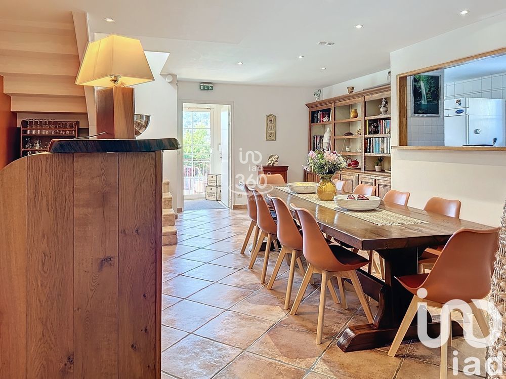 � vendre  Maison Carqueiranne (83320)