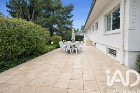   Vente Maison/villa 7 pi�ces Maison - 7 pi�ce(s) - 130 m�