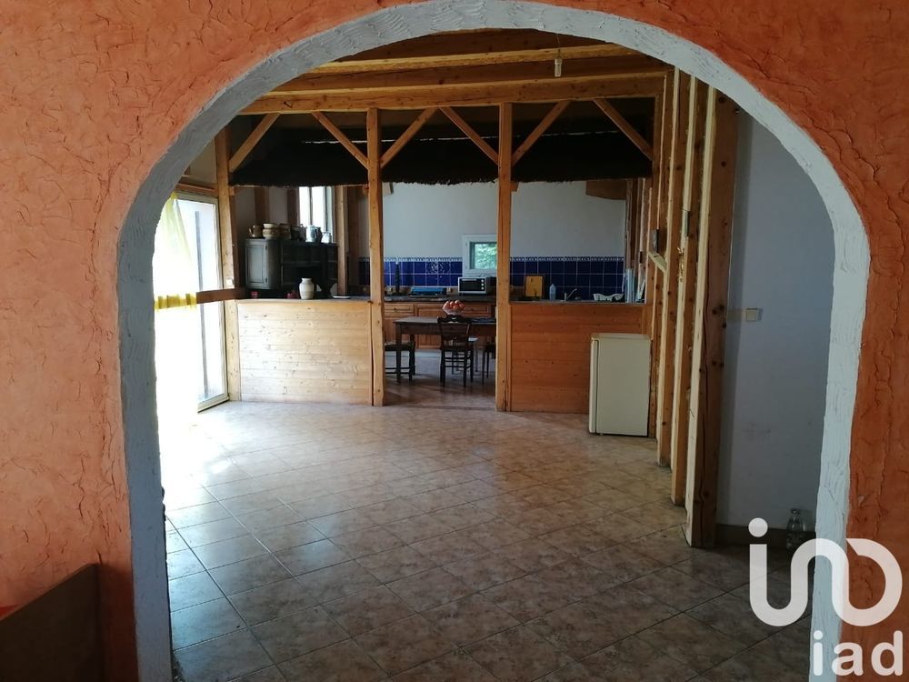 � vendre  Maison Laurie (15500)