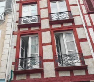  Immeuble � vendre 380 m�