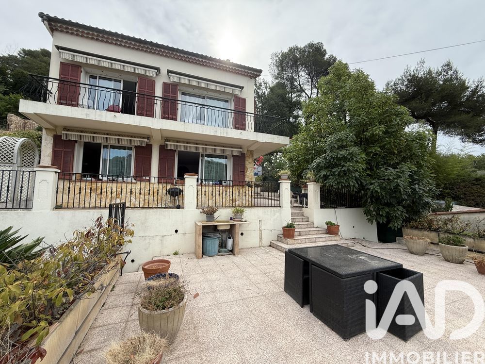 � vendre  Maison Cagnes-sur-Mer (06800)